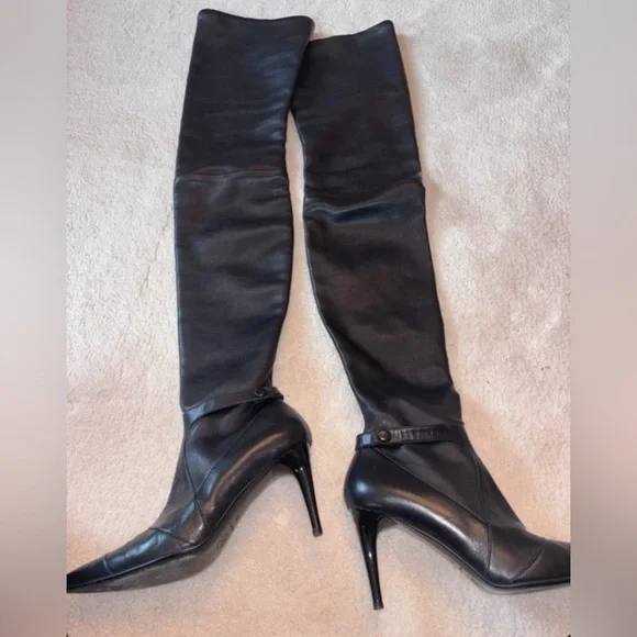 Chanel Iconic Over-the-Knee Boots 2005– As Seen in The Devil Wears Prada - Picture 3 of 11